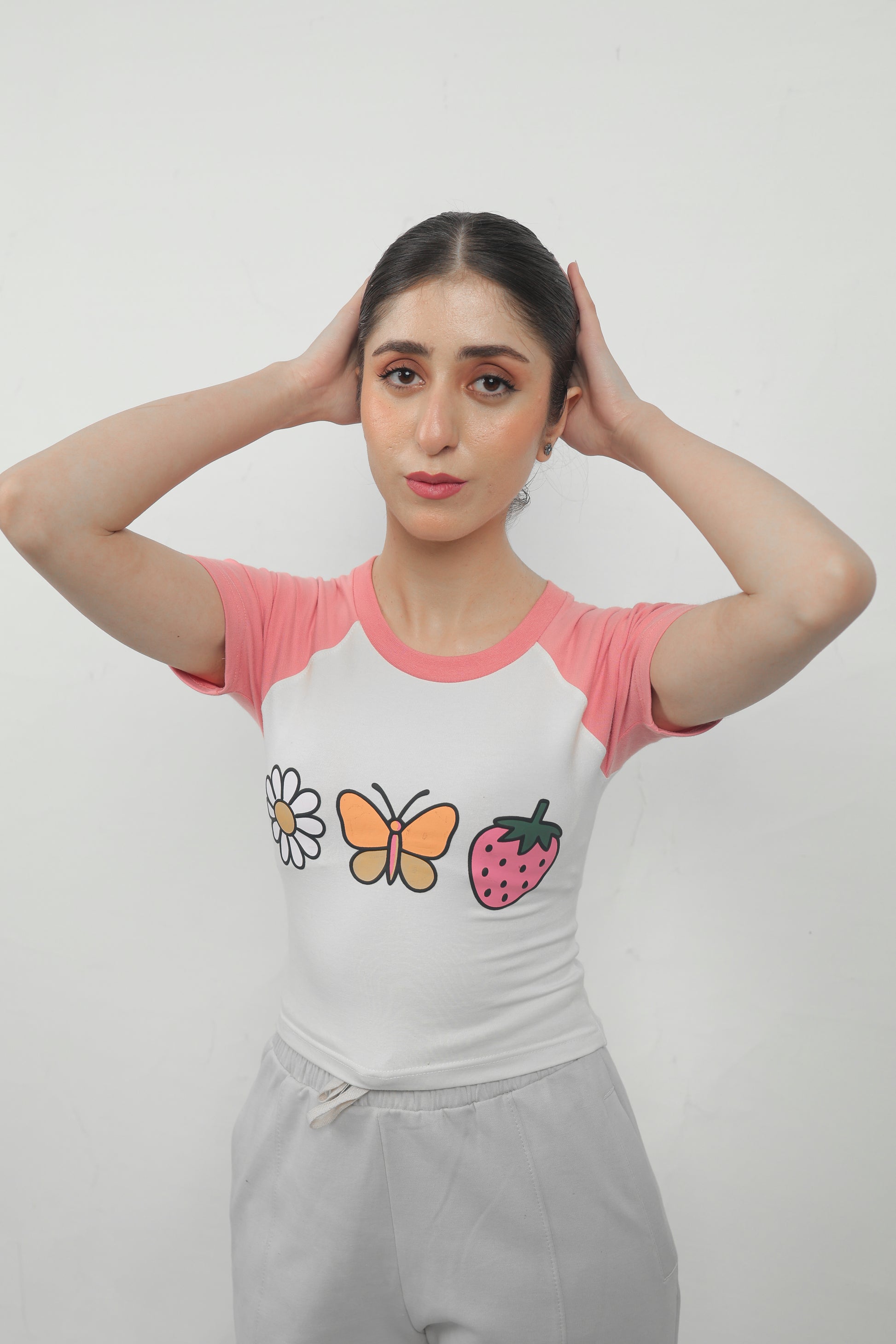 ELUX Cute Daisy Butterfly Strawberry Tee angled view