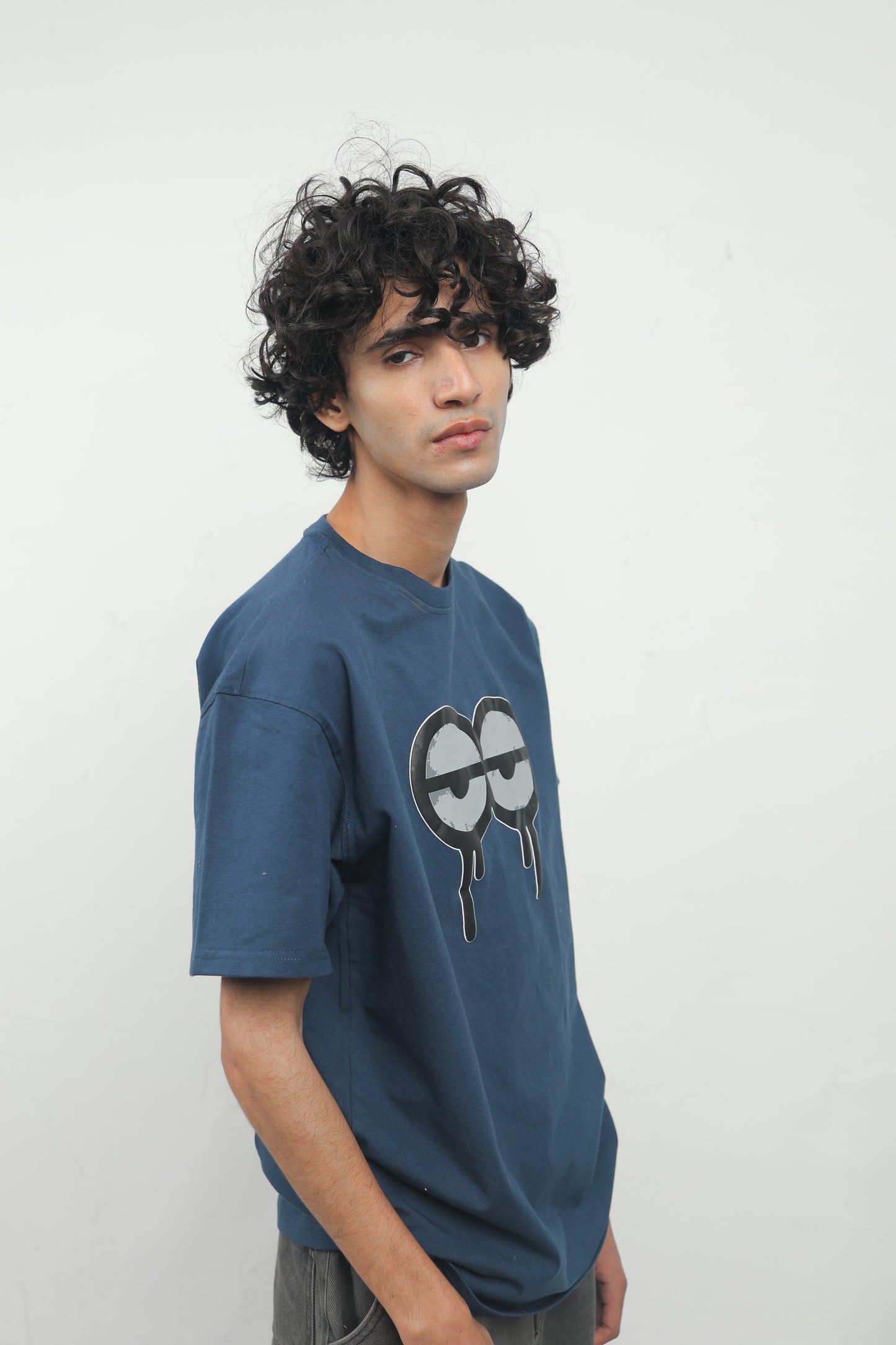 ELUX Drip Eyes Graphic Tee side view