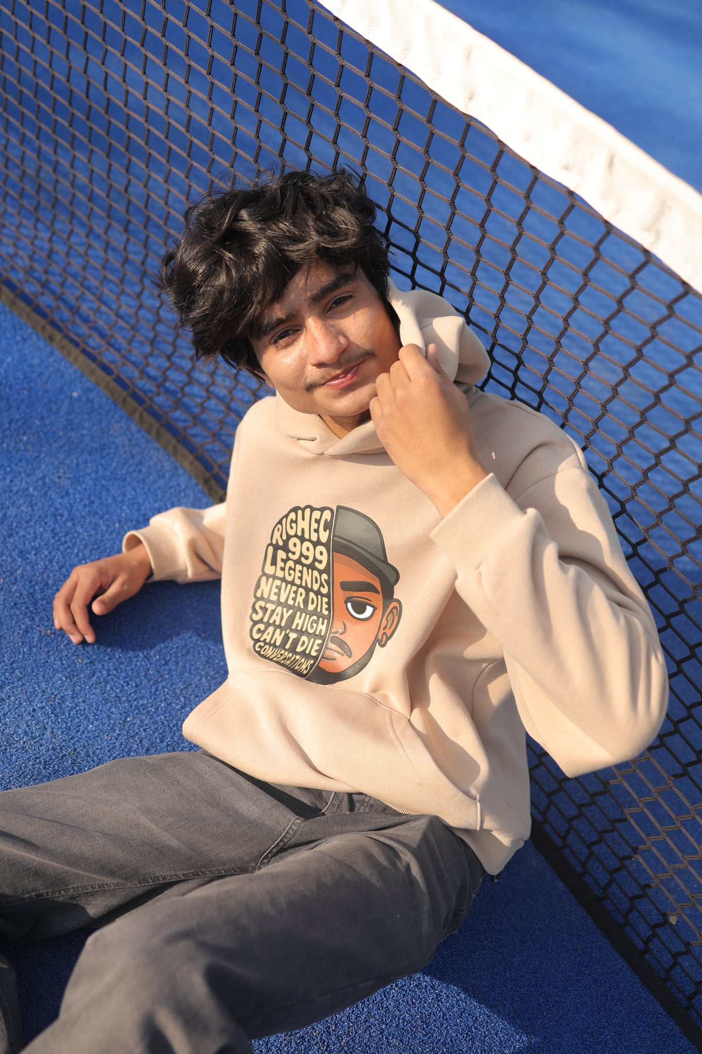 ELUX Legends Never Die Hoodie streetwear outfit
