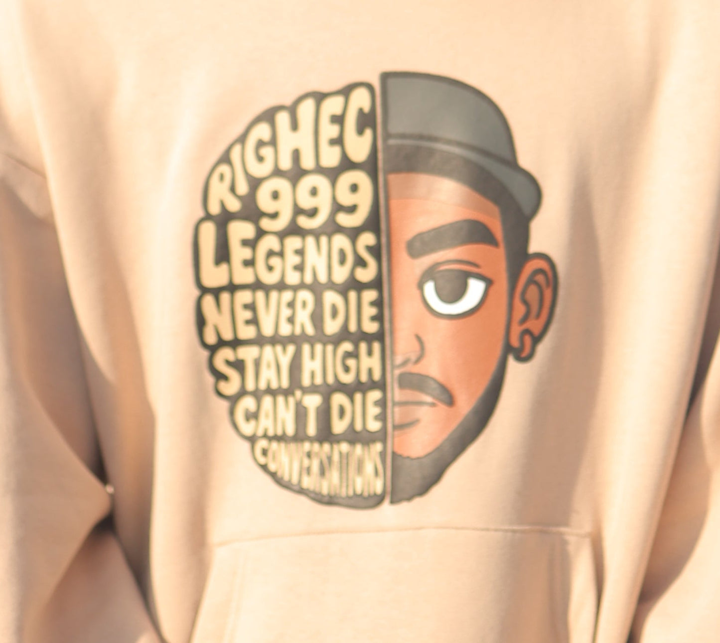 ELUX Legends Never Die Hoodie print detail